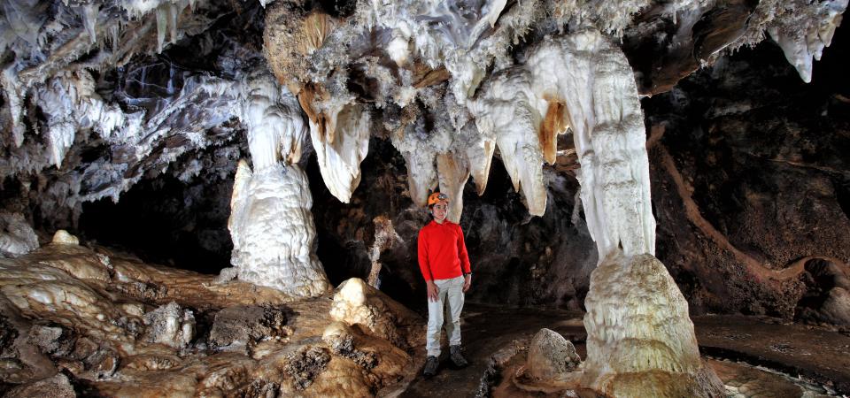 Huelva y la Gruta de Las Maravillas